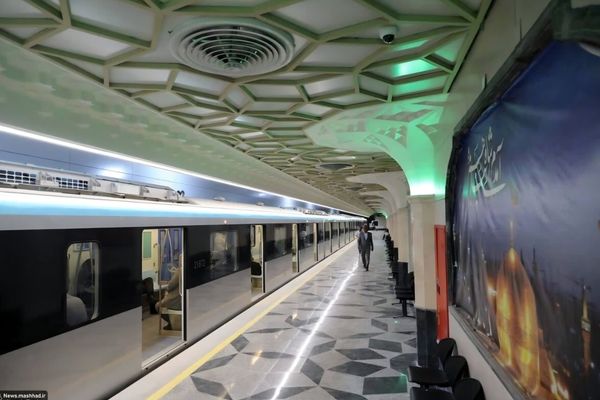 بهره‌برداری از سکو‌های دوم فاز اول خط ۳ متروی مشهد| افزایش ساعات سرویس دهی