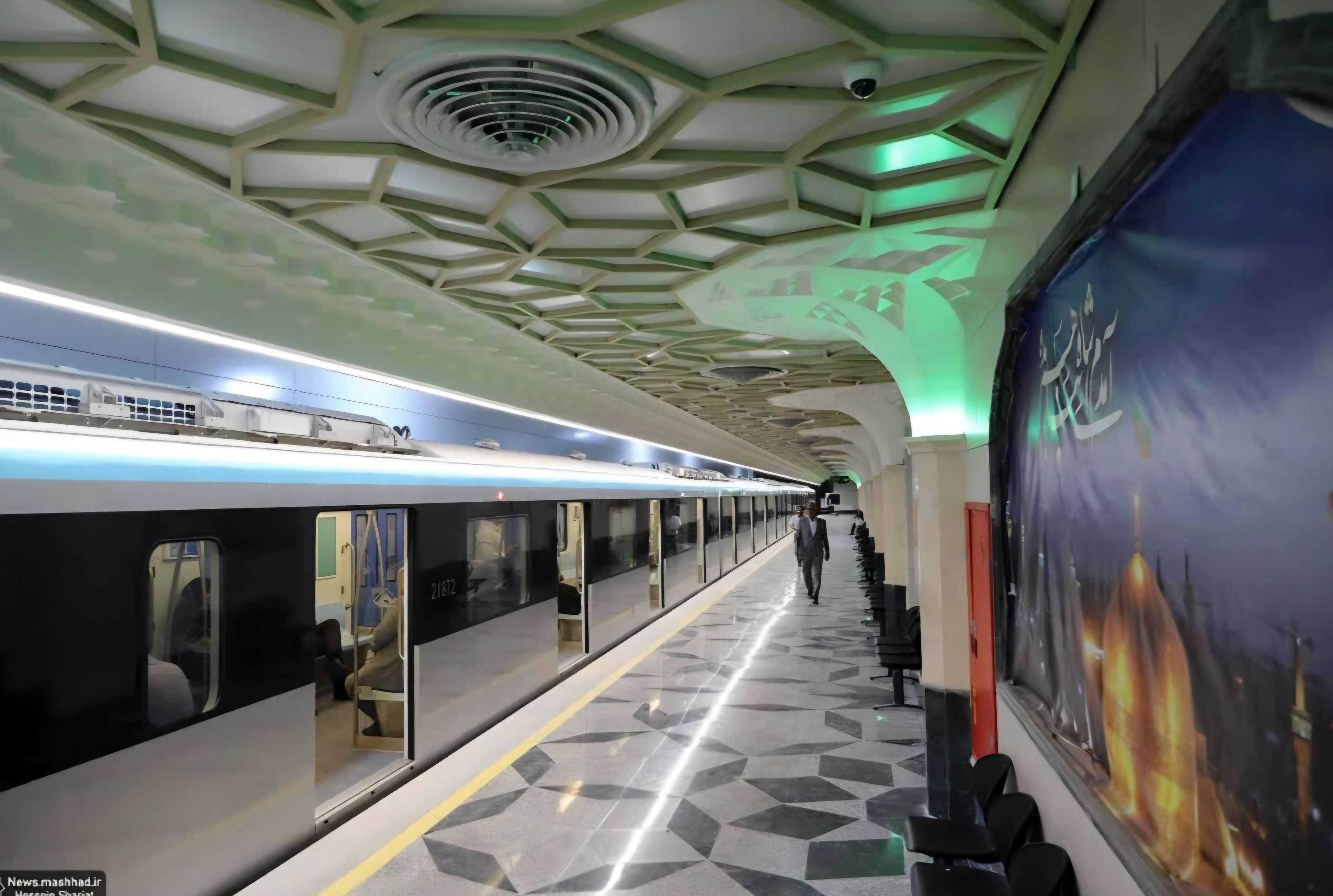 بهره‌برداری از سکو‌های دوم فاز اول خط ۳ متروی مشهد| افزایش ساعات سرویس دهی