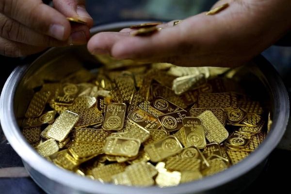 کاهش قیمت طلا به دلیل افزایش ریسک‌پذیری | مذاکرات ایران و آمریکا در کانون توجه