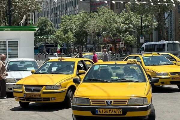فعالیت ۲۴۰۰ دستگاه تاکسی هوشمند در شهر مشهد