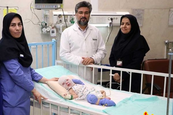نوزاد مشهدی دچار سوختگی ناشی از انفجار گاز نجات یافت 