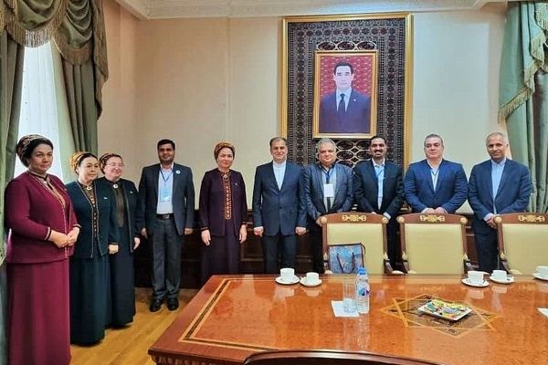 نخستین دور مذاکرات همکاریهای پزشکی میان ایران و ترکمنستان برگزار شد