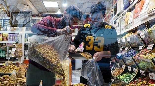 قیمت ۴۰ تا ۵۰ درصد از اقلام آجیل و خشکبار در مشهد، کمتر از ۶۰۰ هزار تومان است