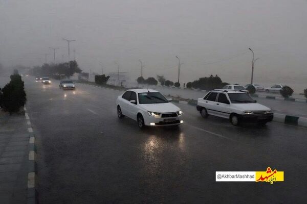 جاده های خراسان رضوی بارانی و لغزنده است