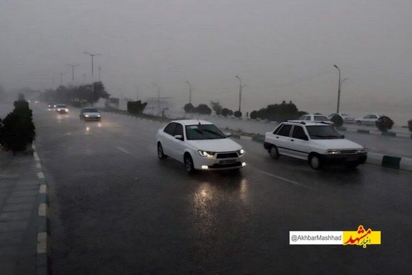 جاده های خراسان رضوی بارانی و لغزنده است