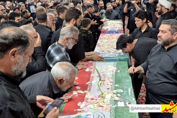 وداع با پیکر ۳ شهید در مشهد