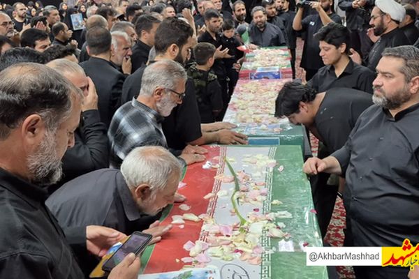 وداع با پیکر ۳ شهید در مشهد