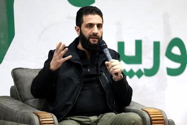الجولانی کت و شلوار پوش شد!/ تصاویر