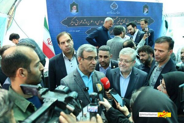 نصب مجسمه فردوسی هیچ مانعی ندارد