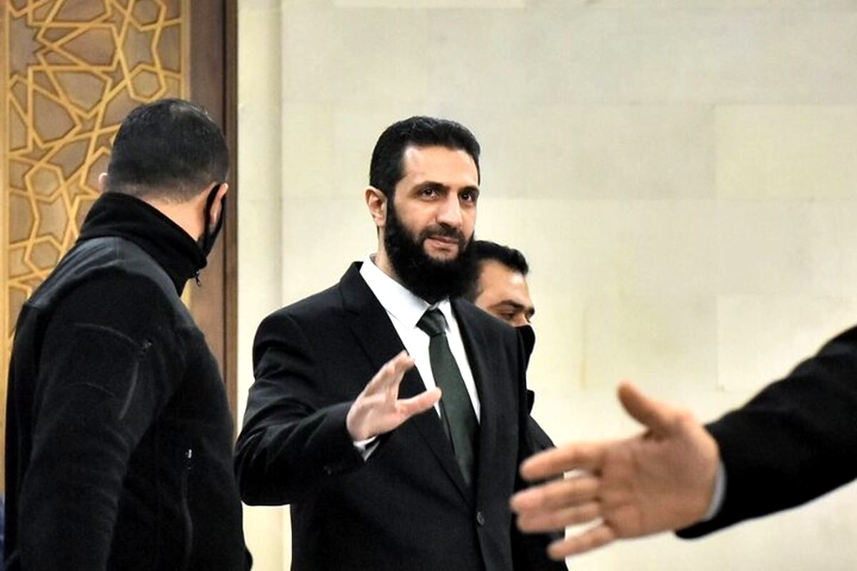 جولانی در دیدار رسمی، اسلحه کمری بسته است؟/ تصاویر