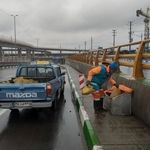 بسیج ۵۲۱ ماشین‌آلات و ۶۵۰۰ نیروی خدمات شهری برای مقابله با برف و یخبندان در مشهد
