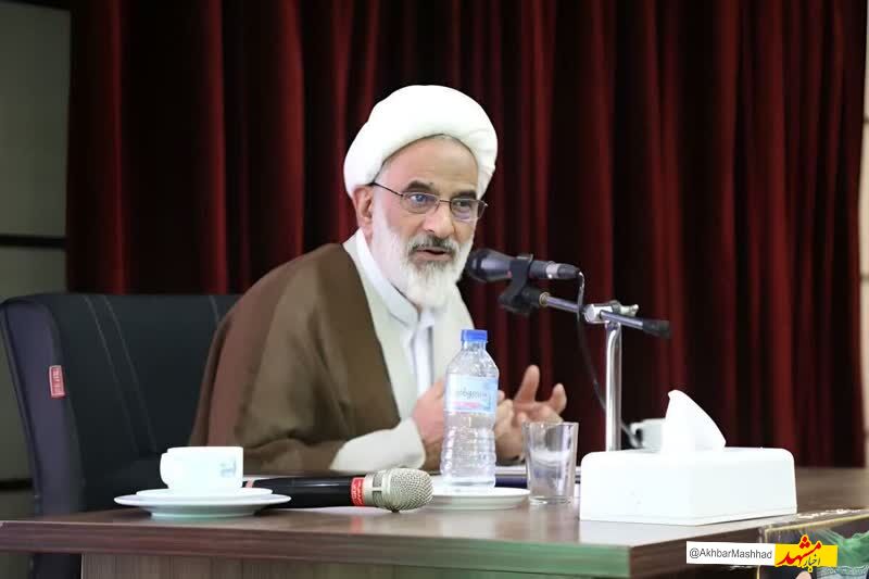 خواهران بسیج طلاب پرچمداران جنگ شناختی هستند