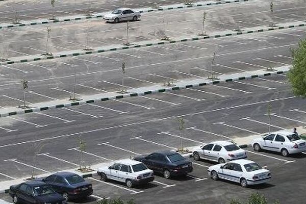 استعلام مانده اعتبار پلاک خودرو برای استفاده از پارکینگ‌های سطح شهر مشهد از طریق پورتال «شهر هوشمند» امکان‌پذیر شد