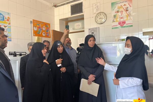 معاون رییس جمهور وضعیت مهاجران افغان در تربت جام را بررسی کرد