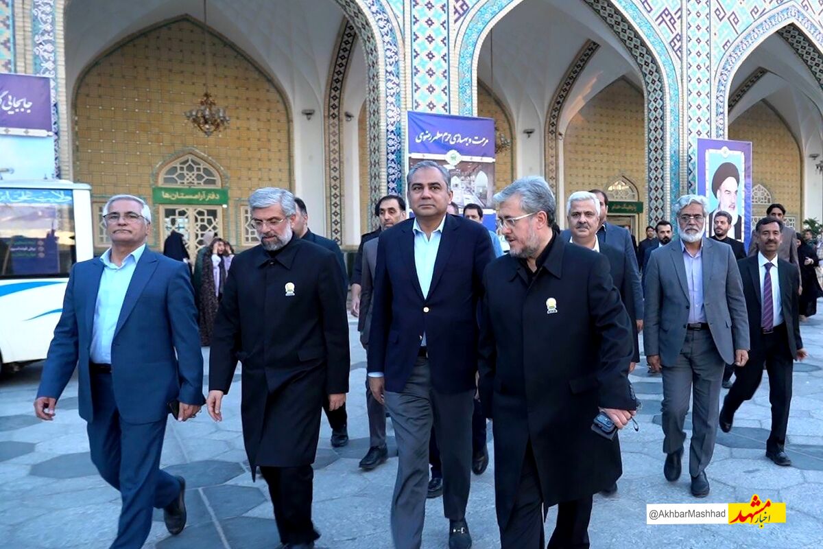  زیارت حرم امام‌رضا(ع)، تجربه‌ای معنوی و روحانی است