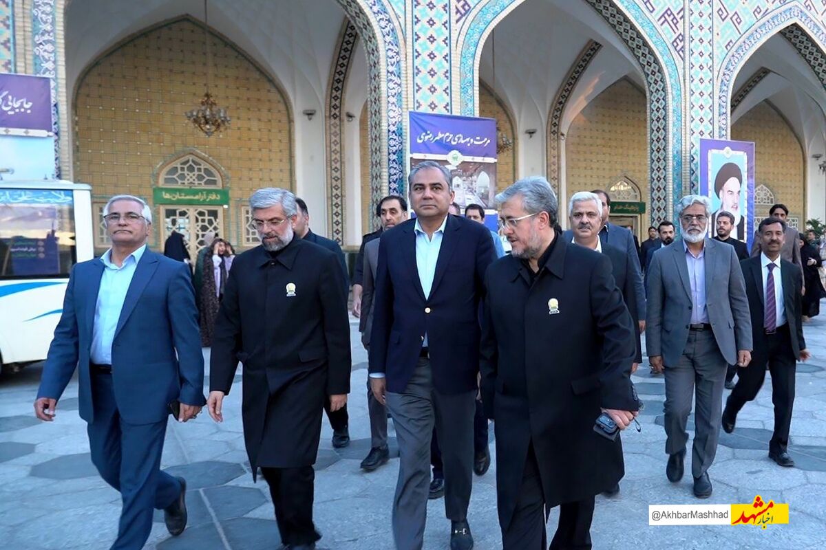  زیارت حرم امام‌رضا(ع)، تجربه‌ای معنوی و روحانی است