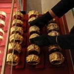 اونس جهانی طلا با کاهش ارزش دلار، افزایش یافت (۷ فروردین ۱۴۰۵)