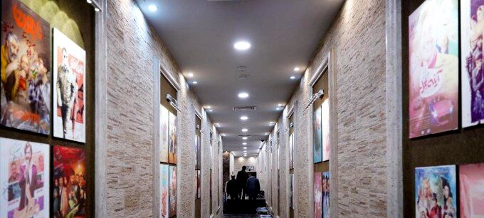 آخرین وضعیت فعالیت سینما‌های خراسان رضوی (۱۶ اسفند ۱۴۰۴) | احتمال تغییر جدول اکران‌های نوروزی در پی وقایع اخیر