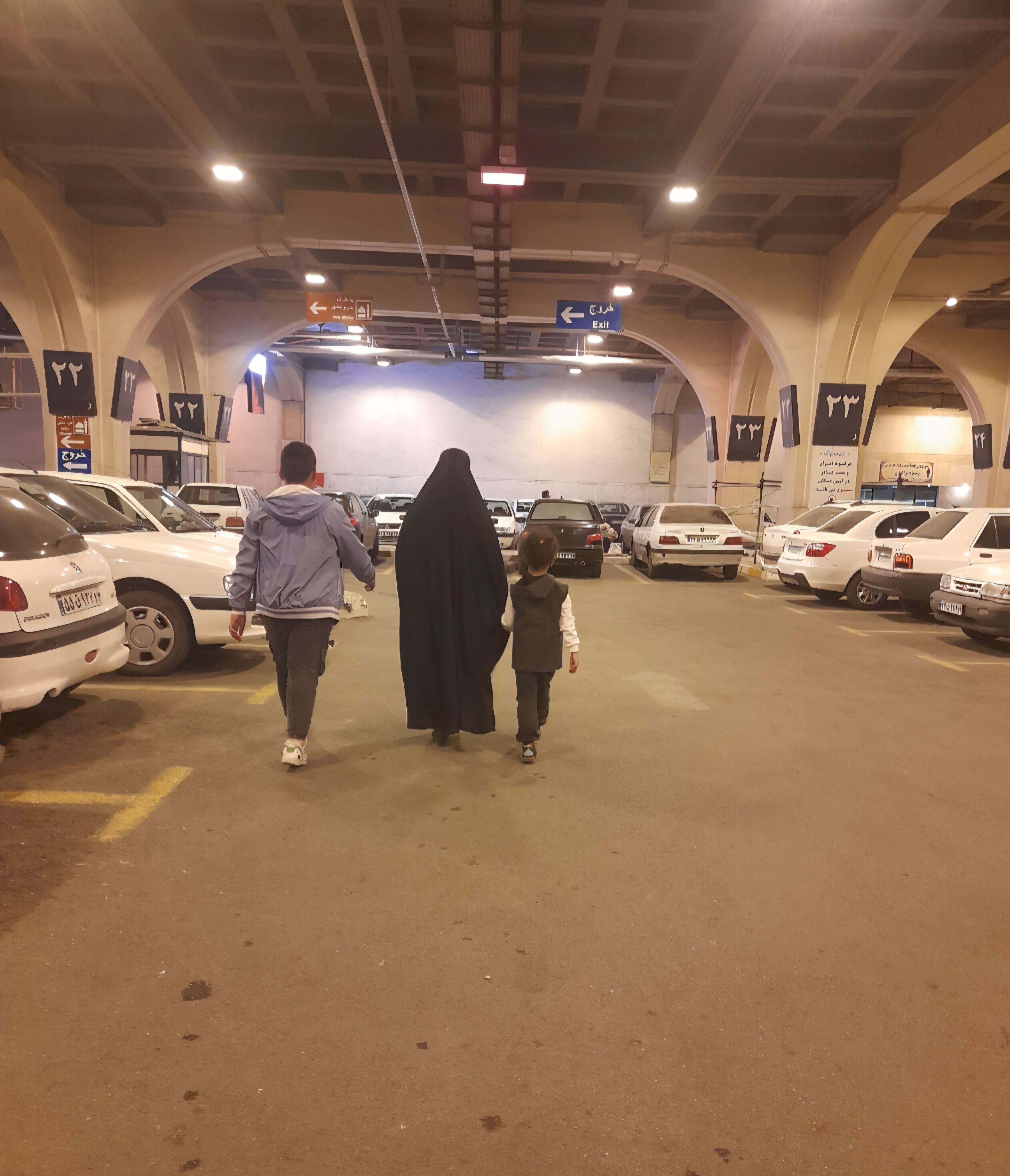 آمادگی کامل پارکینگ‌های سطح شهر مشهد در دهه پایانی ماه صفر / مردم مشهد پارکینگ‌ها را در دهه پایانی صفر اشغال نکنند