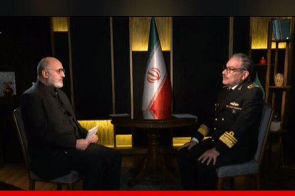 شمخانی: اورانیوم از ایران خارج نمی‌شود؛ آمریکا حمله کند، اسرائیل را می‌زنیم
