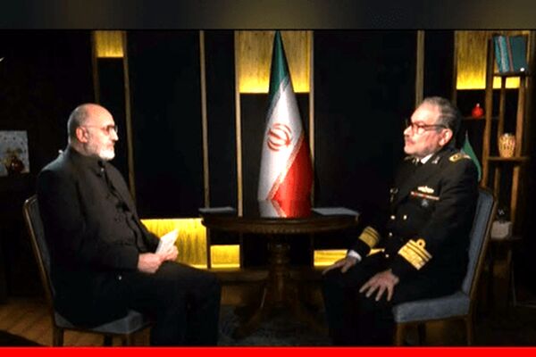 شمخانی: اورانیوم از ایران خارج نمی‌شود؛ آمریکا حمله کند، اسرائیل را می‌زنیم

