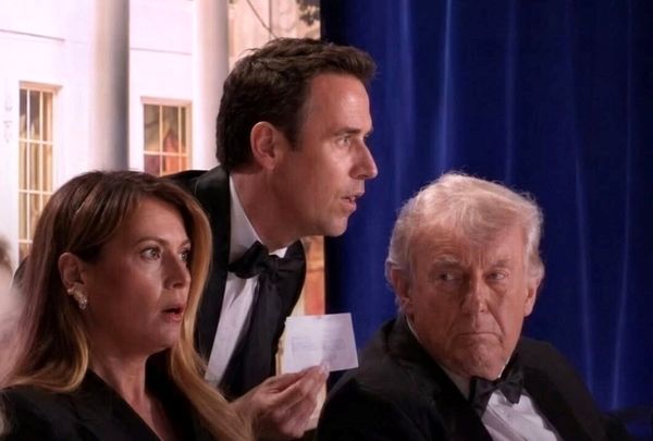 لحظه ترور ناکام ترامپ در ضیافت شام خبرنگاران کاخ سفید + عکس و فیلم