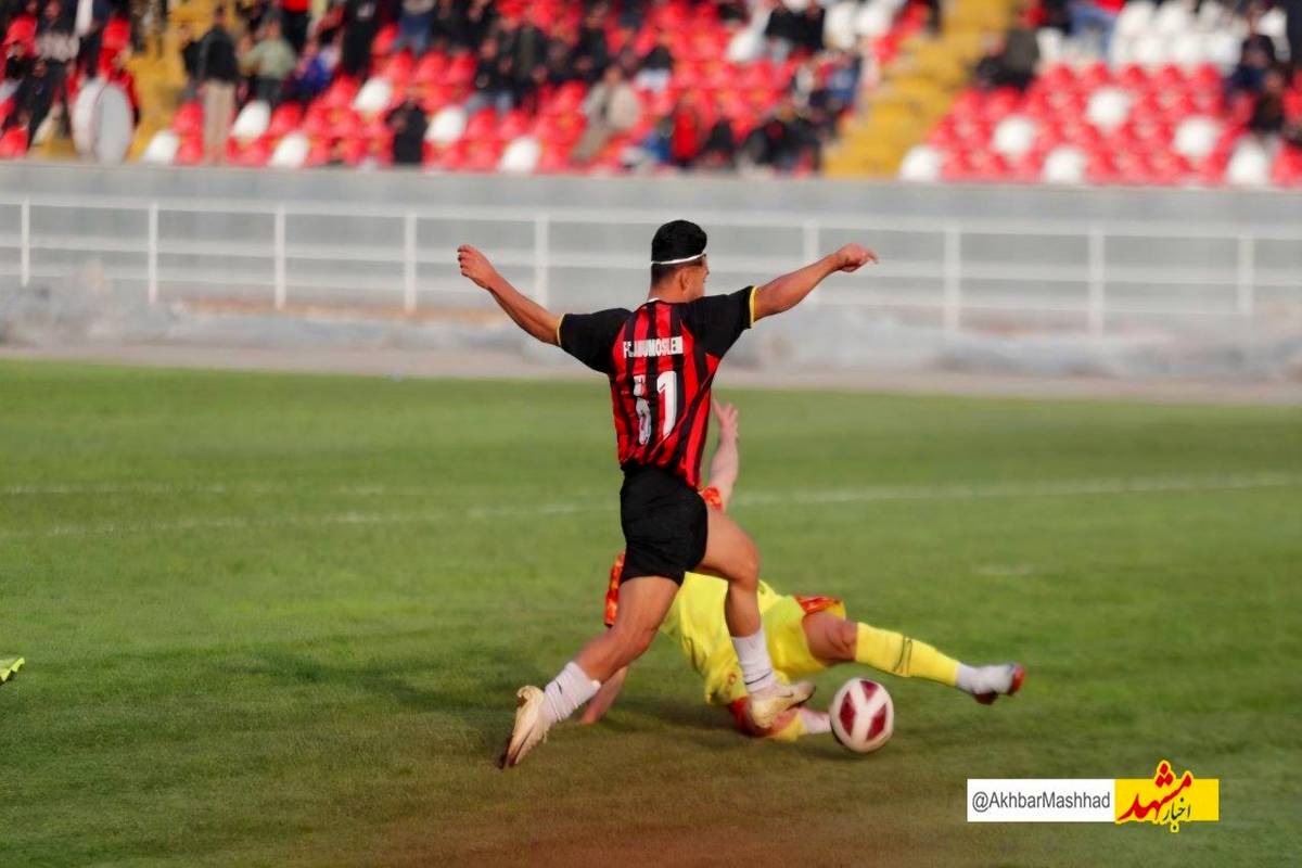 پیروزی ۲ بر یک ابومسلم مقابل پرواز سیمرغ در لیگ دسته سوم