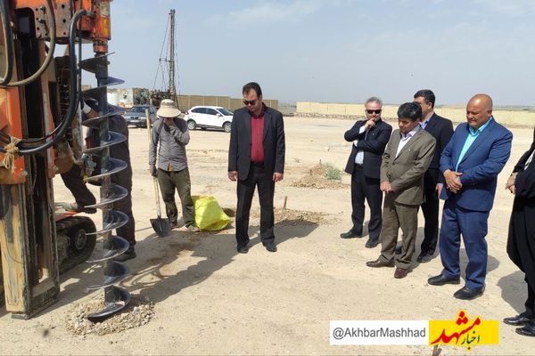 آغاز ساخت نیروگاه خورشیدی ۵ مگاواتی در مشهد