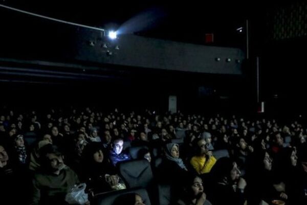 آغاز فعالیت محدود سینما‌های کشور از فردا (جمعه، ۲۲ اسفند ۱۴۰۴)