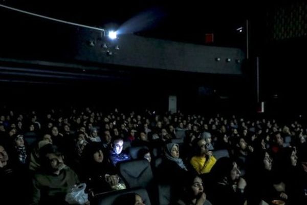 آغاز فعالیت محدود سینما‌های کشور از فردا (جمعه، ۲۲ اسفند ۱۴۰۴)