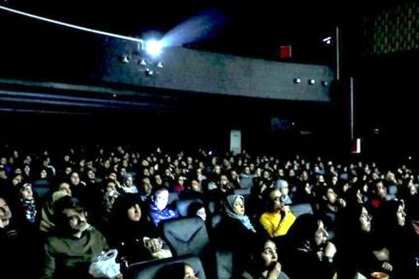 آغاز فعالیت محدود سینما‌های کشور از فردا (جمعه، ۲۲ اسفند ۱۴۰۴)
