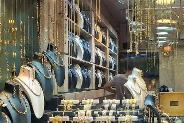 روند نزولی قیمت طلا در مشهد ادامه یافت