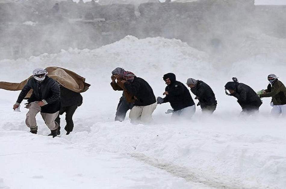  ۲ هزار تبعه غیرمجاز افغان گرفتار در برف نجات یافتند
