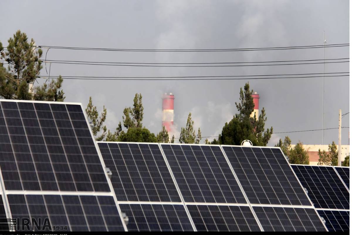 ۲۴ مگاوات تأسیسات برق خورشیدی در مشهد راه‌اندازی شد 