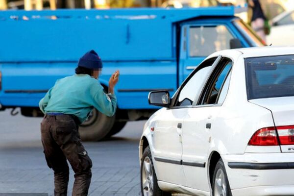 افزایش روش‌های جدید تکدی گری در مشهد | جمع‌آوری ۳‌هزار متکدی از سطح شهر در سال ۱۴۰۴