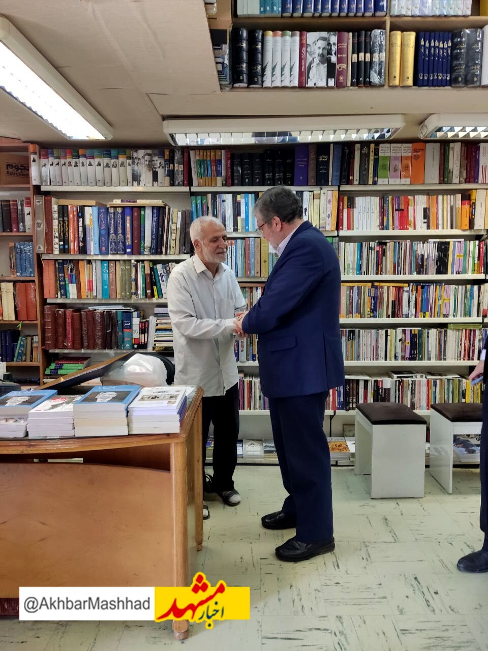 ۱۹ کتاب‌فروشی مشهد هویت‌دار می‌شوند

