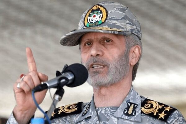 فرمانده کل ارتش امروز اخطار داد؛ دست ما روی ماشه است |