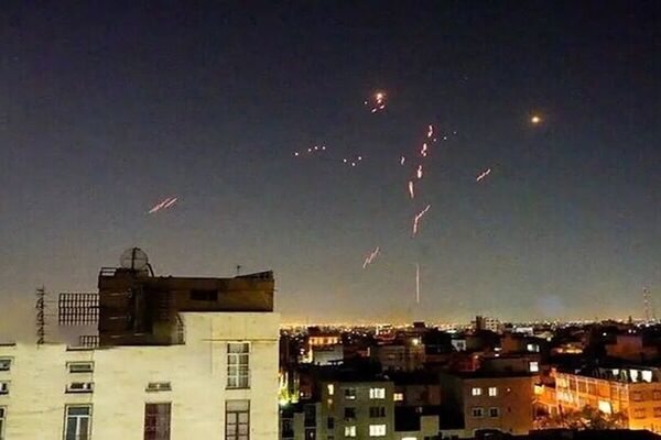 علت صدای پدافند در تهران و چند شهر دیگر ایران چه بود؟ (۳ اردیبهشت ۱۴۰۵)