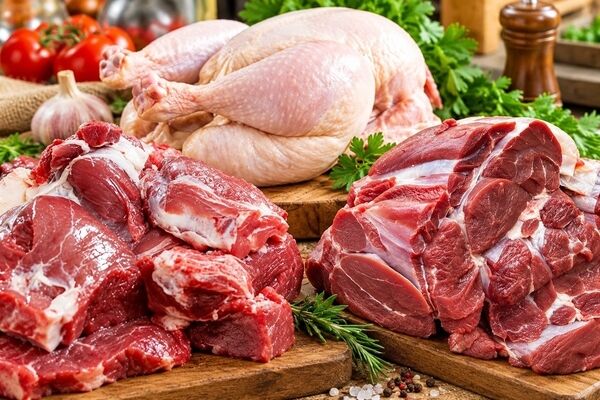 آخرین قیمت اقلام پروتئینی در بازار مشهد | گوشت و مرغ چند؟