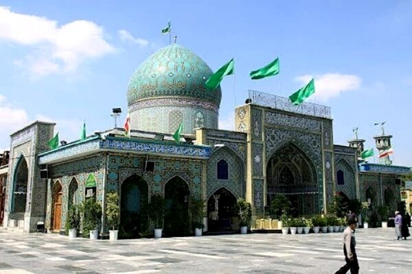 اعلام برنامه‌های دهه کرامت ۱۴۰۵ در بقاع متبرکه مشهد و خراسان رضوی و تجلیل از خادمان امام‌زادگان