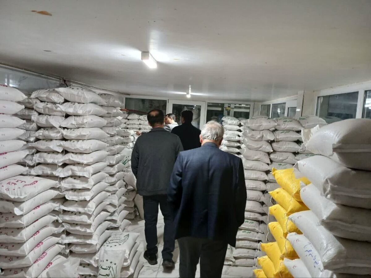 بیش از ۲۱۲ تن کالای احتکاری در خراسان رضوی کشف شد (یکم اردیبهشت ۱۴۰۵)