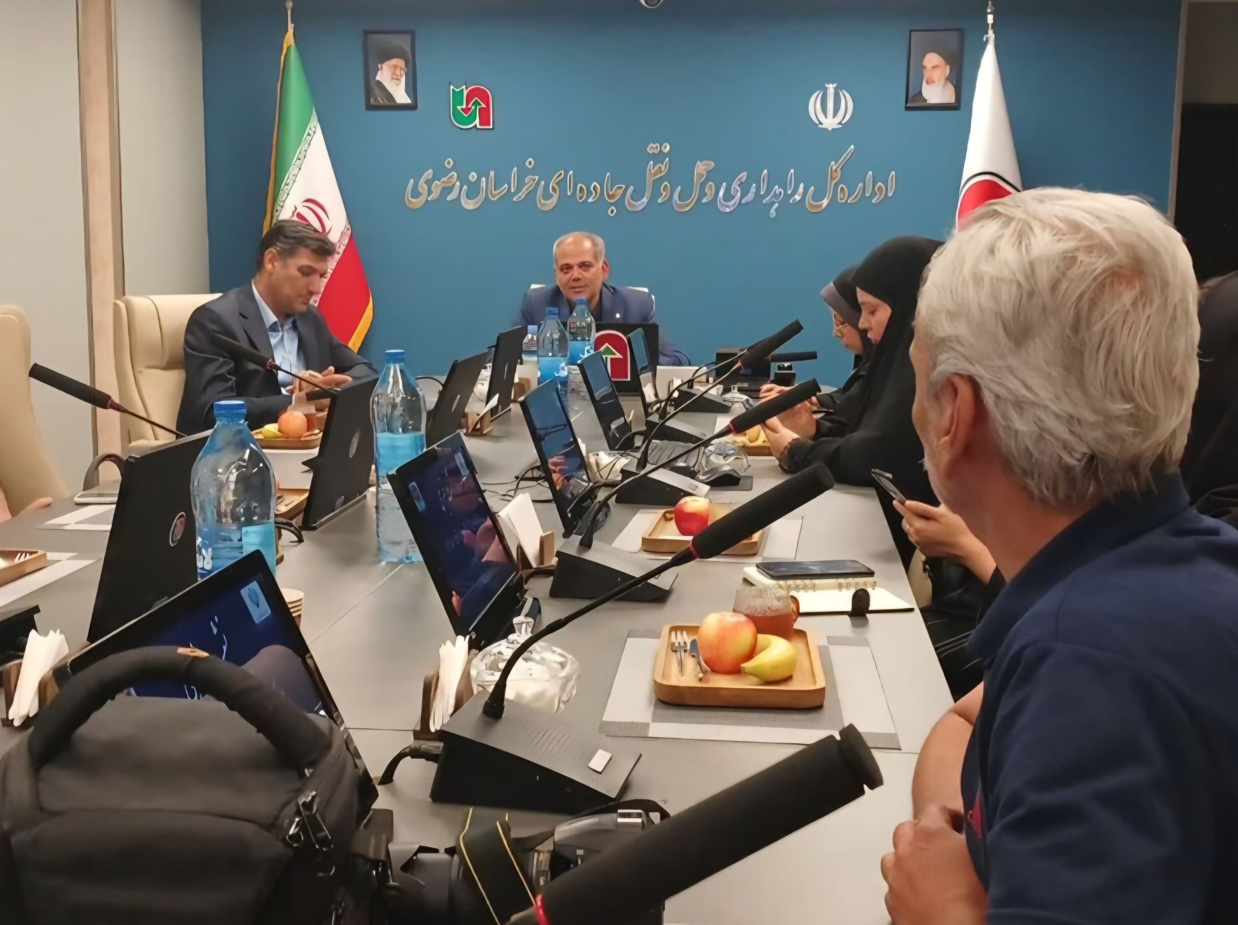 ۲۵۰۰ سرویس حمل‌ونقل ویژه دهه آخر صفر در مشهد فعال می‌شود / کمبود ۸۰۰ اتوبوس در اوج سفر زائران
