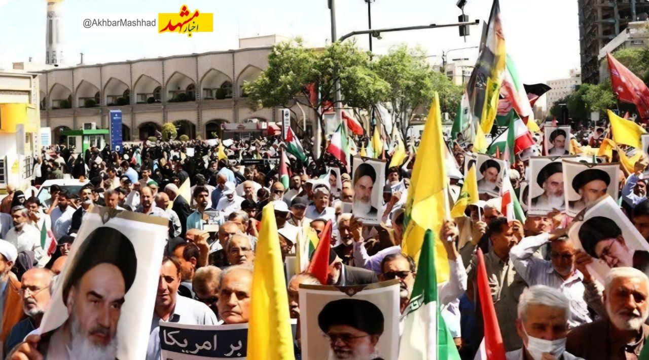 راهپیمایی ضدصهیونیستی مردم مشهد پس از اقامه نماز جمعه