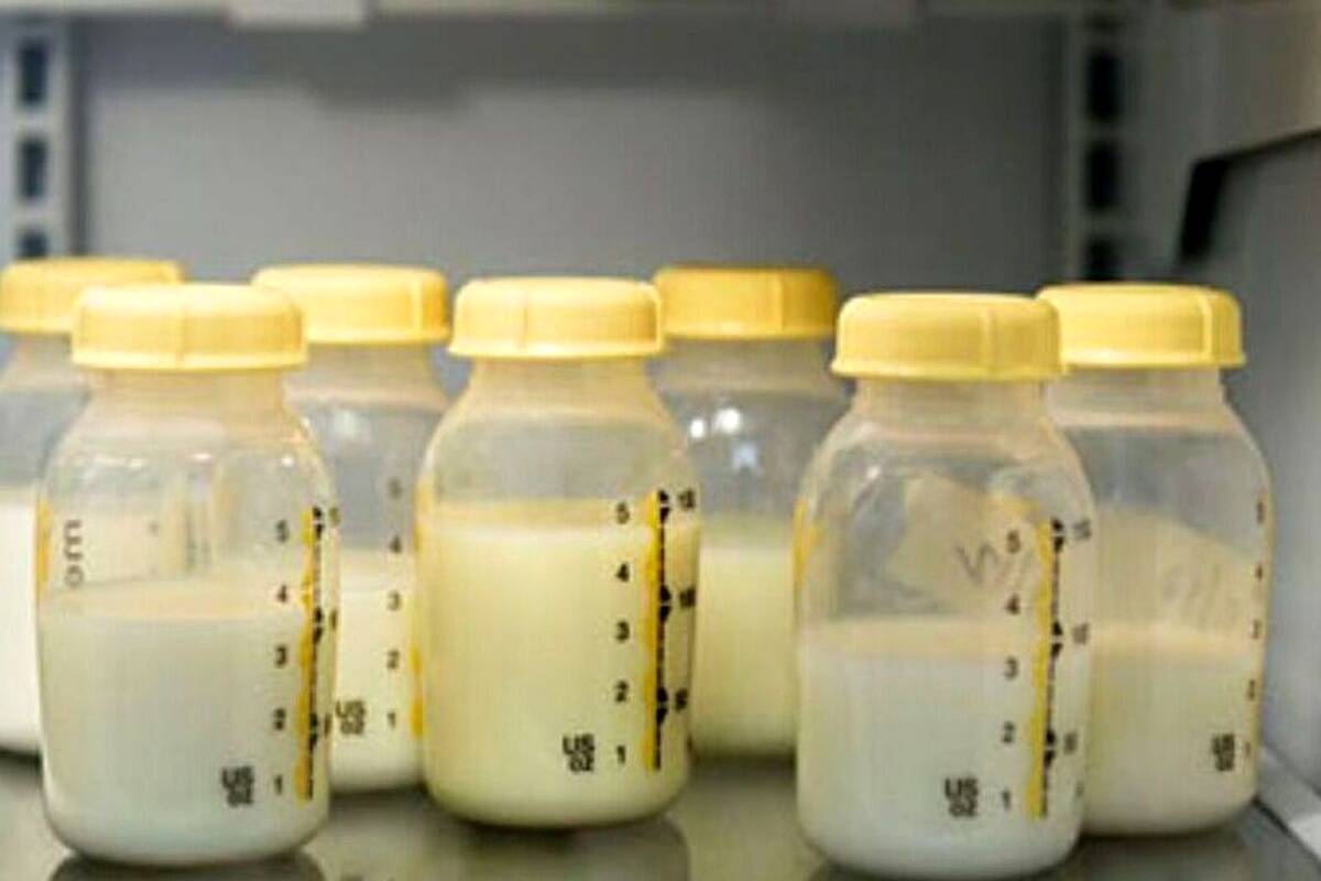 بیش از هزار و ۷۰۰ نوزاد از خدمات بانک شیر مشهد بهره‌مند شدند