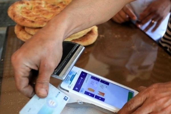 امکان پرداخت فطریه از طریق دستگاه‌های نانینو در مشهد فراهم شد