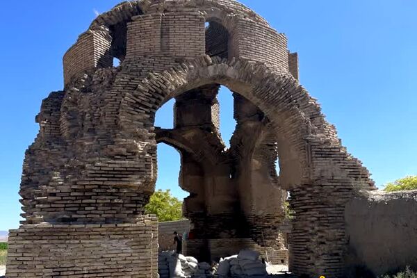 مرحله نخست عملیات مرمتی چهارتاقی سنگبر شهرستان مشهد اجرا شد
