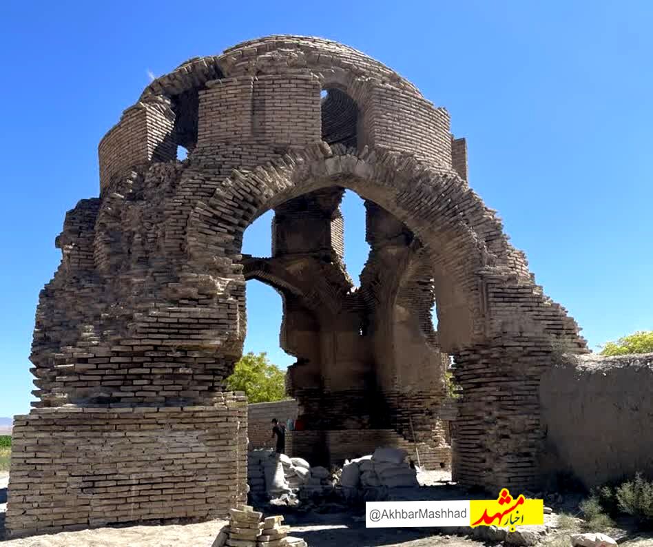 مرحله نخست عملیات مرمتی چهارتاقی سنگبر شهرستان مشهد اجرا شد
