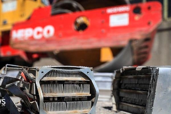 کشف مزرعه استخراج رمزارز در روف‌گاردن یک مجموعه مسکونی در مشهد