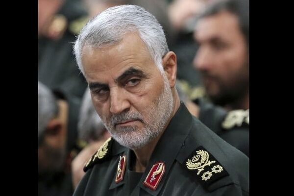 فرزندان سردار سلیمانی در مراسم چهلم رهبر شهید