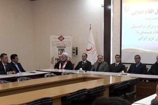 اهدای ۴ محموله اقلام بهداشتی و دارویی توسط دولت ترکمنستان به کودکان آسیب‌دیده در جنگ ایران +فیلم